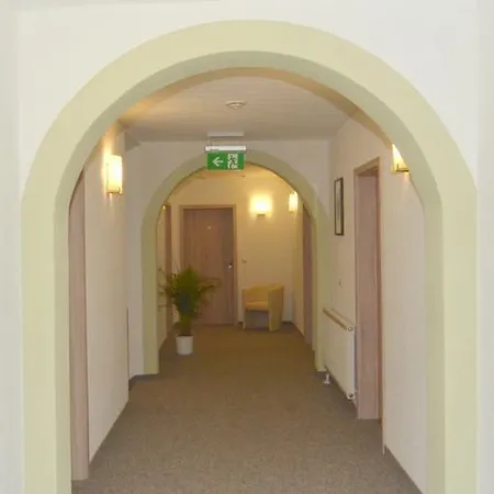 Land-hotel Am Wald Garni