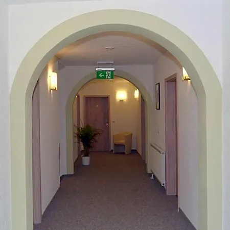 Land-hotel Am Wald Garni 3*