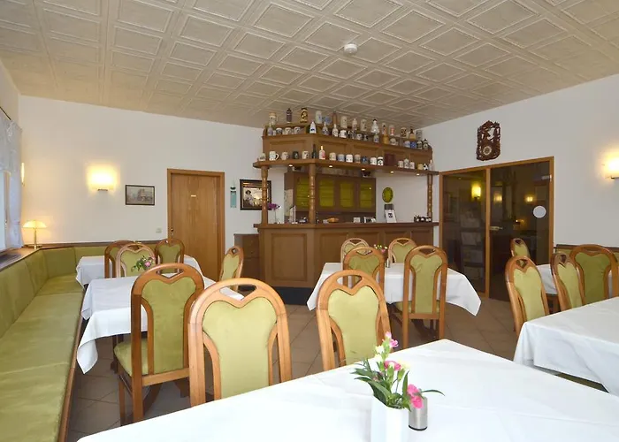 Otel Land-hotel Am Wald Garni Greiz