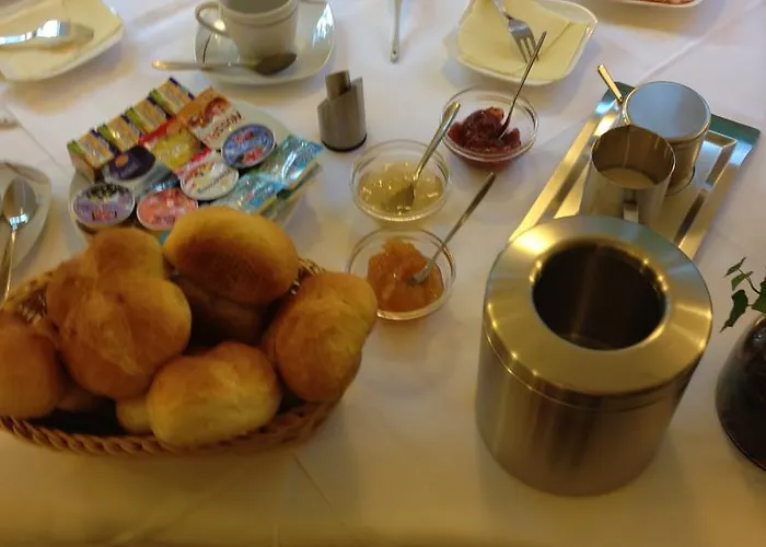 Otel Land-hotel Am Wald Garni Greiz